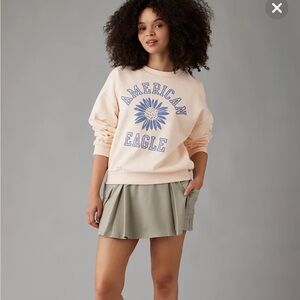 💙 AE Funday Graphic Sweatshirt Sz XL NEW